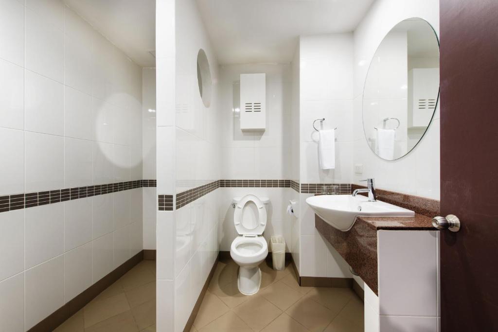 Capital Mansion - SHA Certified photo 3