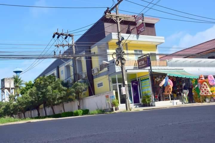 Sun smile place R6 — photo 1