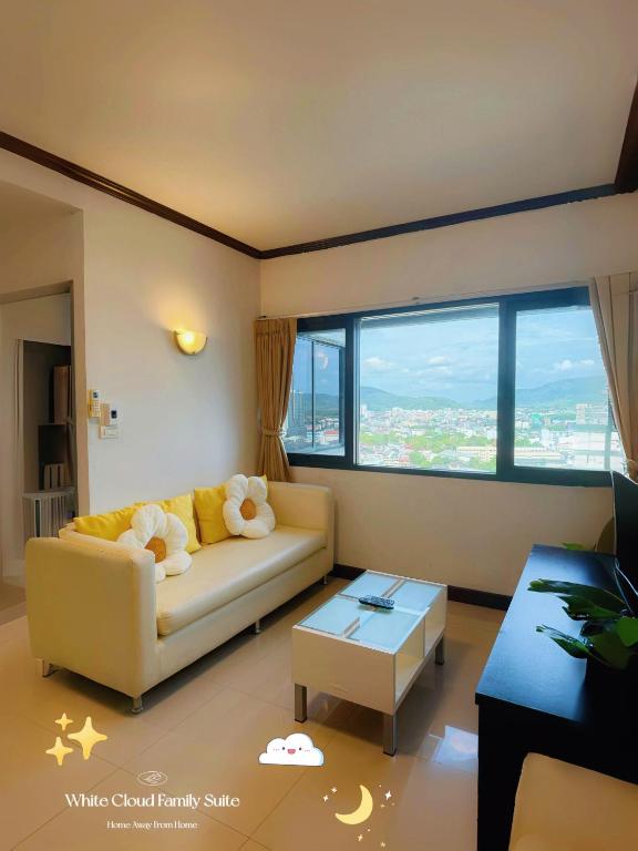 White Cloud Family Suite photo 2