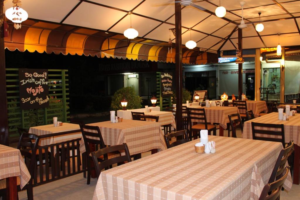 Sala Bua Room photo 2