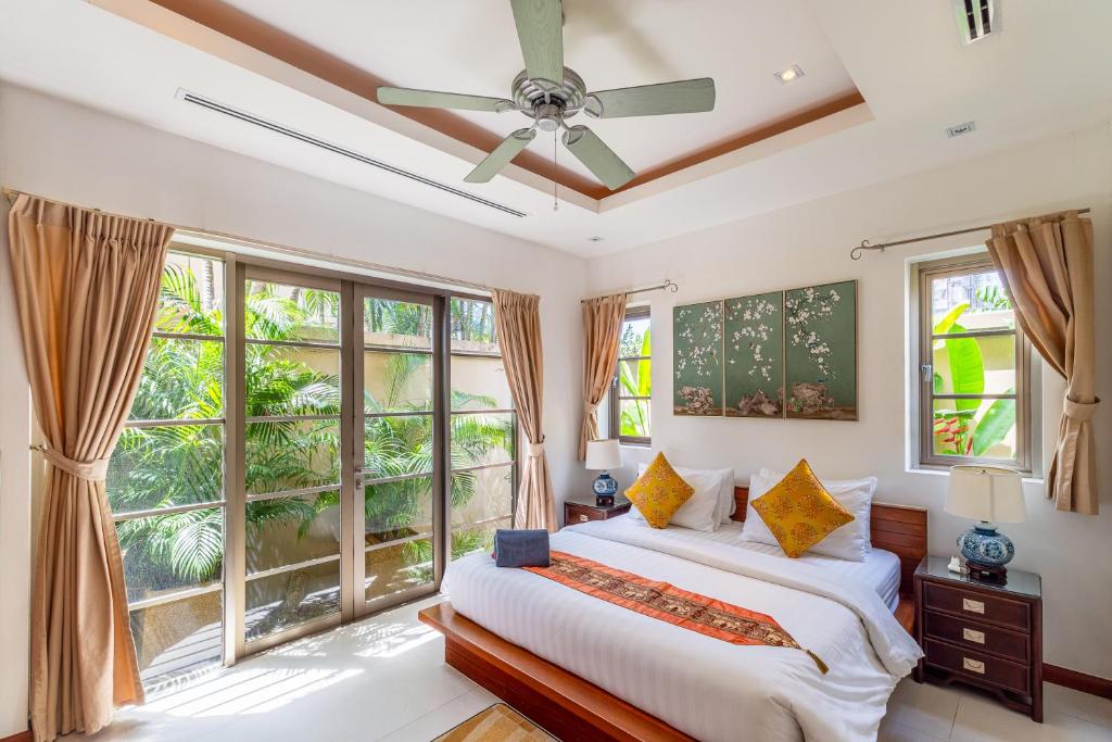 Exotic 3BR Villa Solandra with Tropical Pool and Private Rooftop Terrace in Bangtao photo 2
