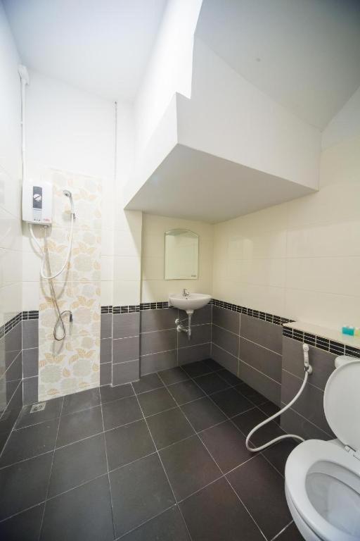 First Residence photo 3