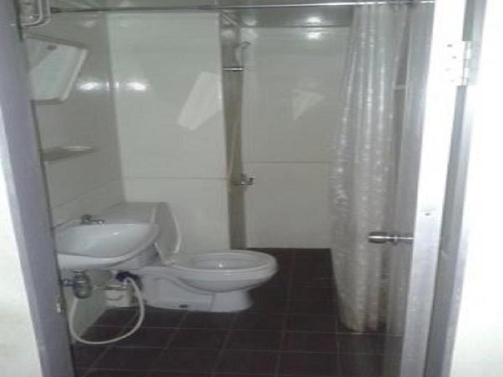 T8 Guest House Don Mueang Challenger photo 3