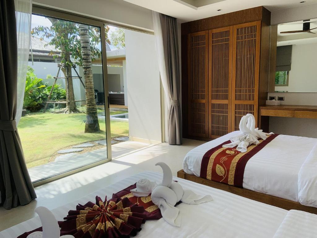 Villa Jasmine - luxury private villa Bangtao Beach photo 2