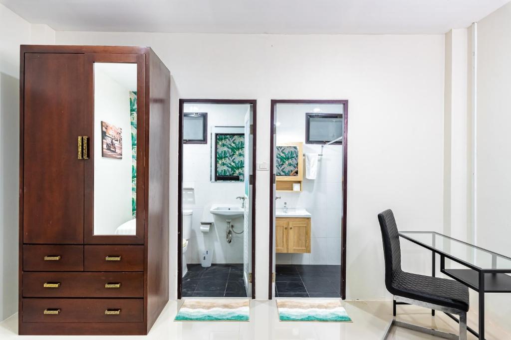 Songbird Suites - Deluxe Twin Suite and Scooter photo 3