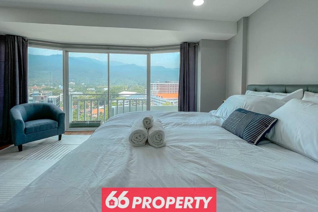 Stunning Mountain View Duplex w Full Kitchen - Walk to Nimman photo 2