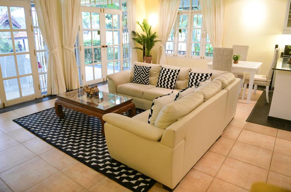 Shimmer Three-Bedroom Villa with large garden and two swimming pools — photo 1