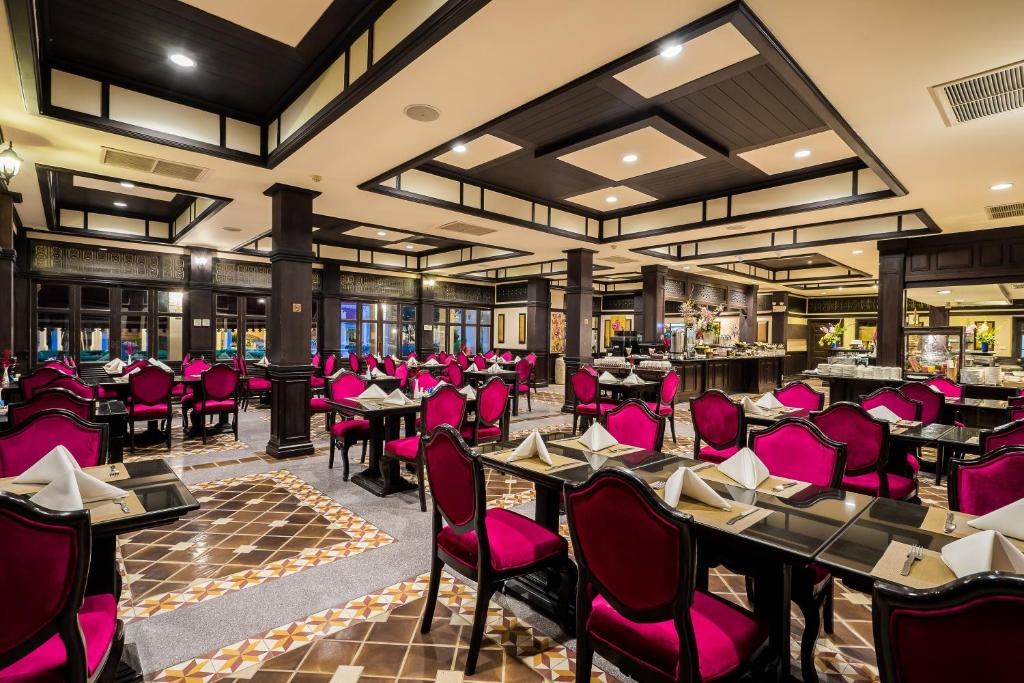 Wora Bura Hua Hin Resort & Spa photo 3