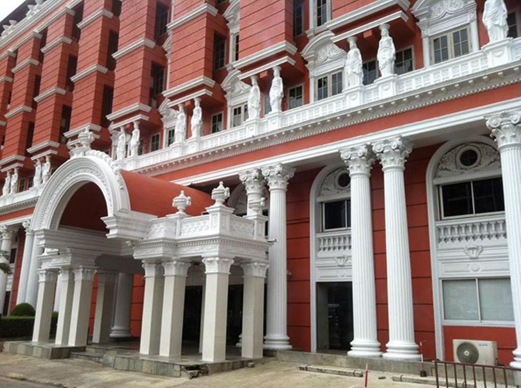 Suda Palace — photo 1