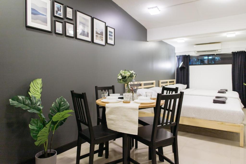 T1 Large Studio Full kitchen 100m. to BTS — photo 1