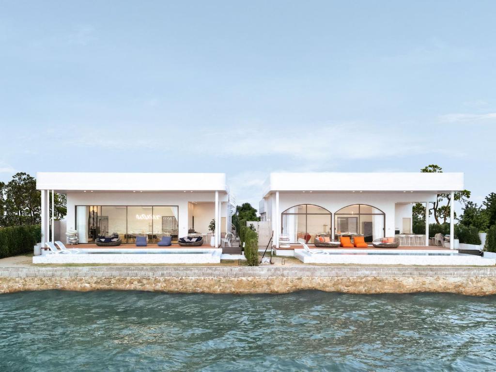 Sea Season Pool Villa Pattaya — photo 1