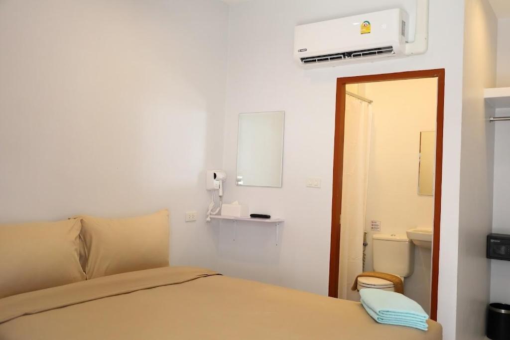 Y House Patong photo 3