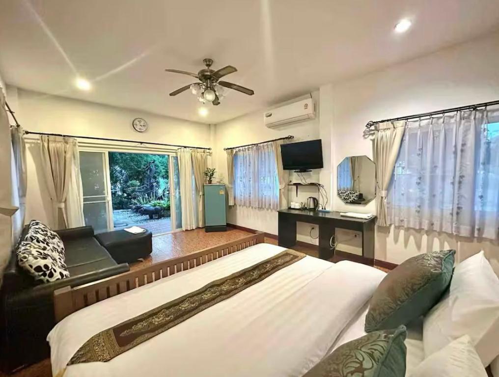 Surinbeach Double Room 101 photo 3