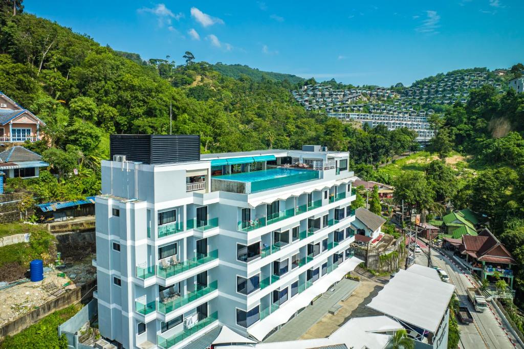 Kana Triple L Hotel Phuket普吉岛卡娜3L酒店 — photo 1