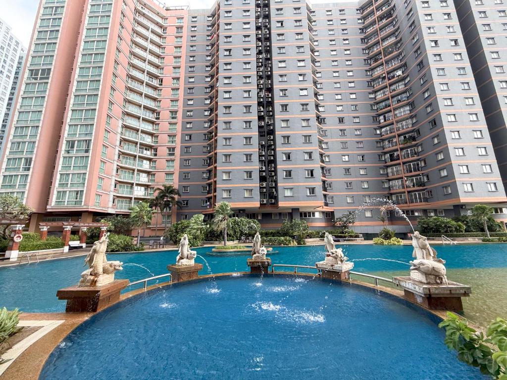 The Narathiwas Hotel & Residence Sathorn Bangkok — photo 1