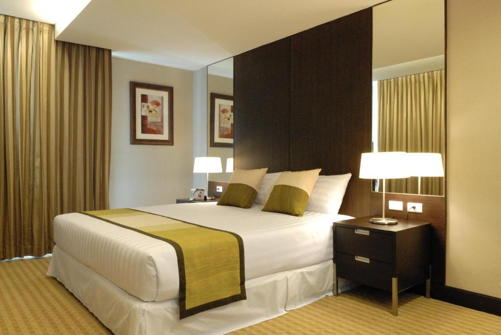 The Narathiwas Hotel & Residence Sathorn Bangkok photo 2