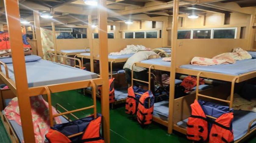 Suratthani Airport TJ Night Boat To Koh Tao photo 2