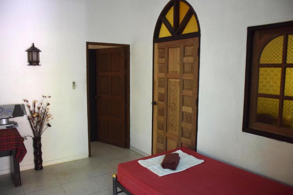 Sanuk bungalows photo 2