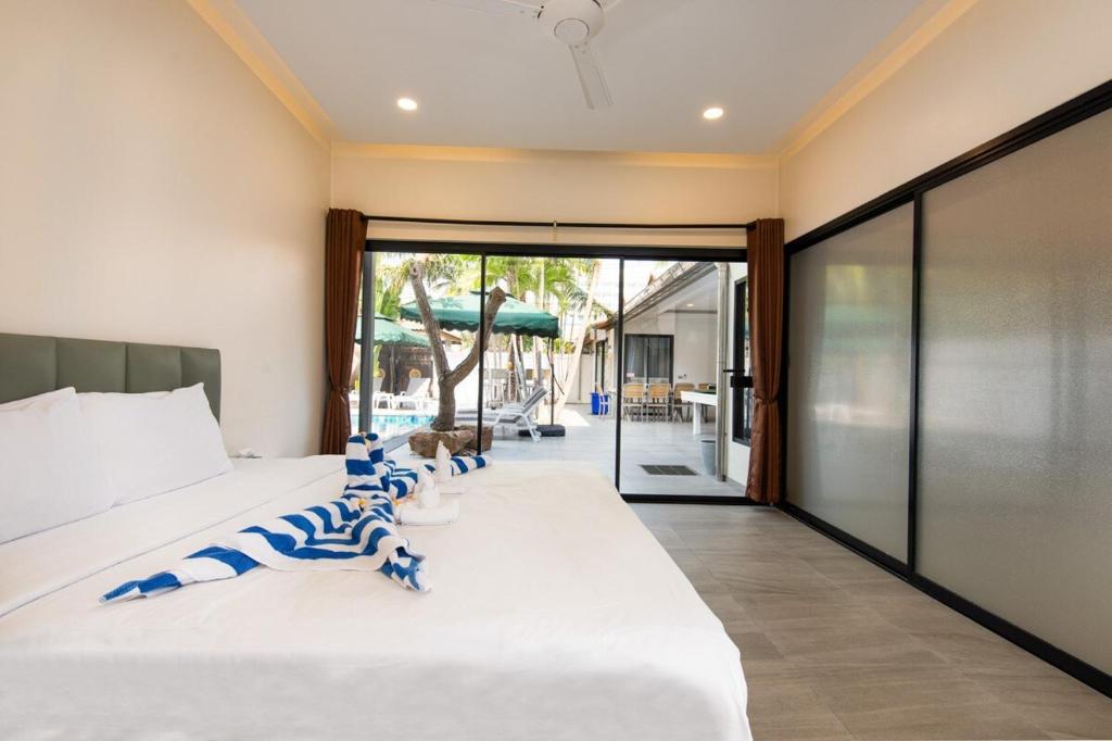 The Grand Oasis Villa photo 2