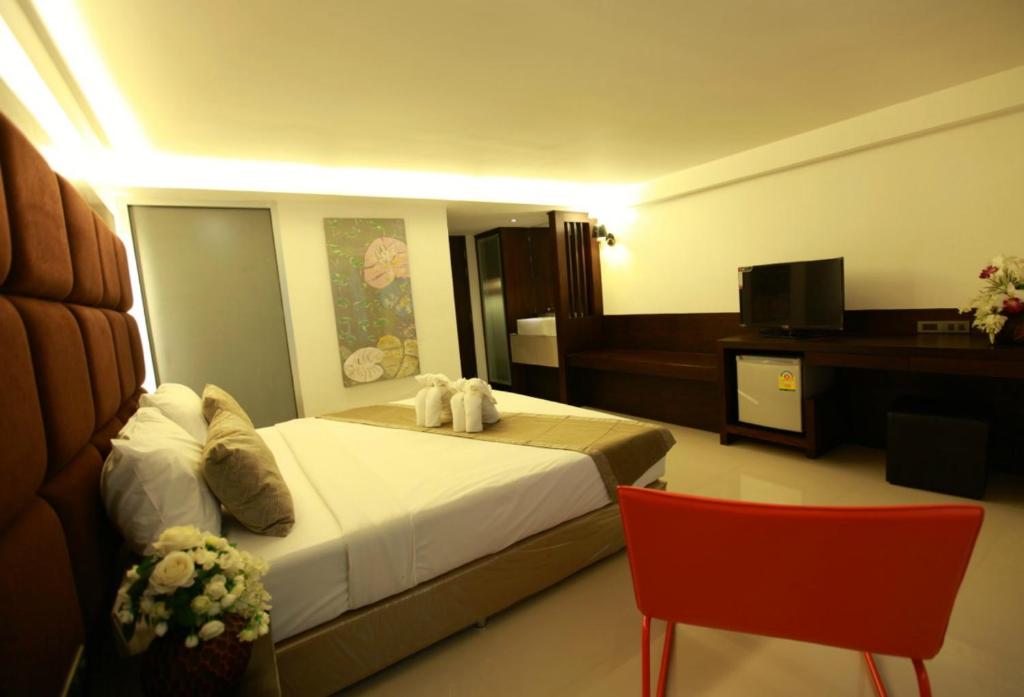 The Bangkok Major Suite photo 2