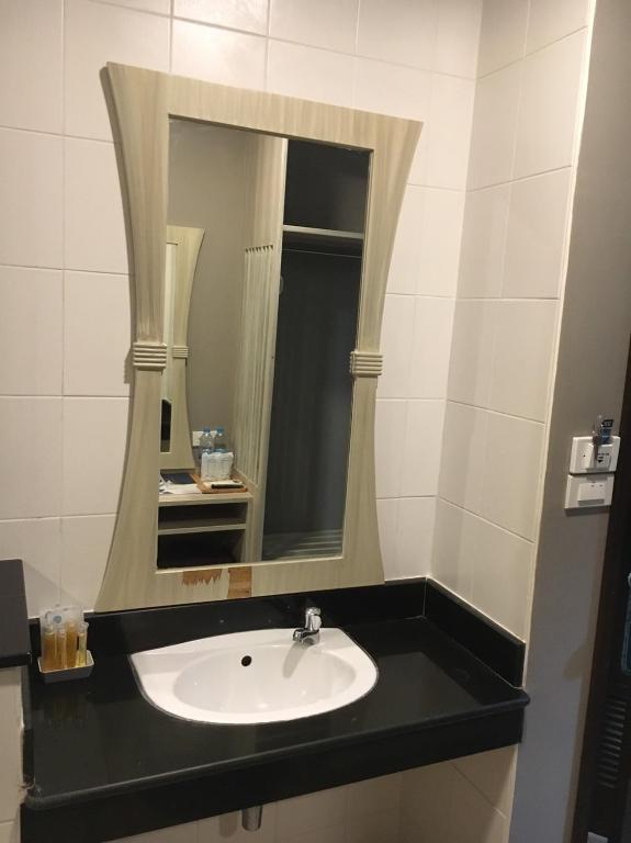 YWCA Hotel Bangkok photo 3