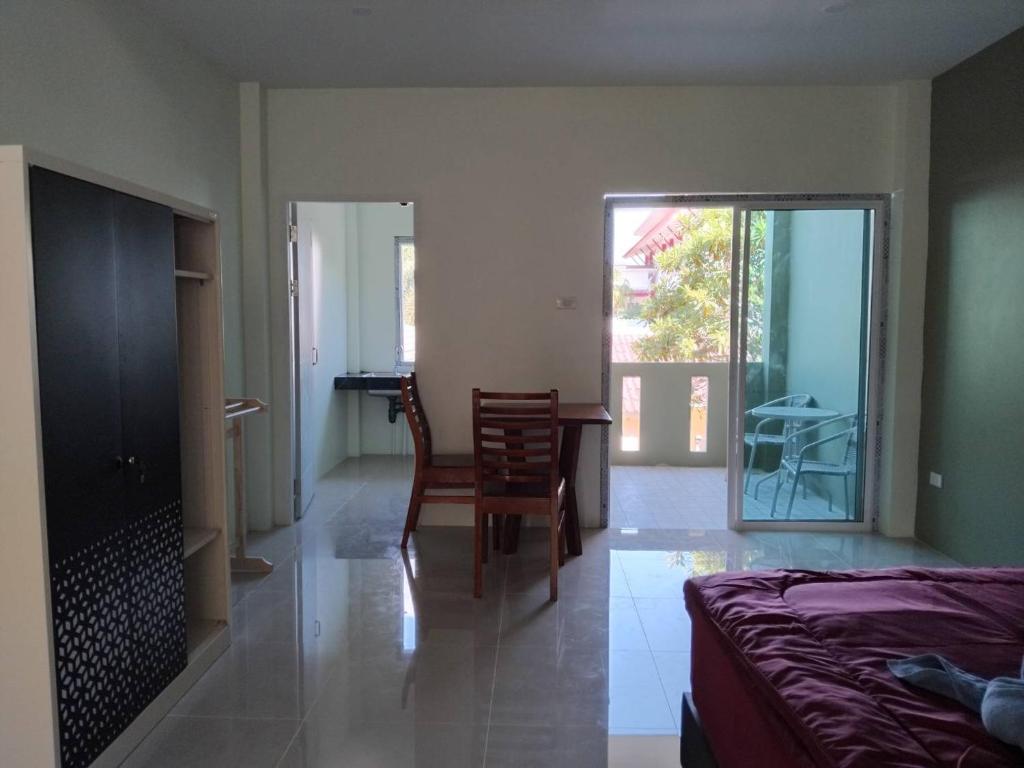 Spy home photo 3