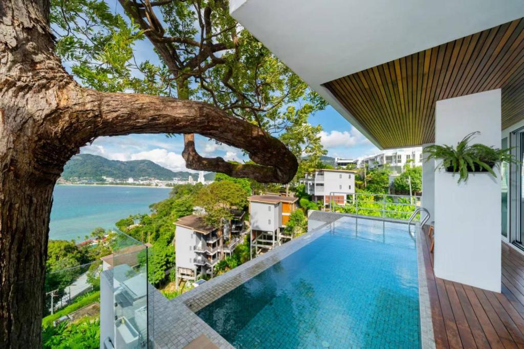 Patong Winhouse Sea View Villa photo 2