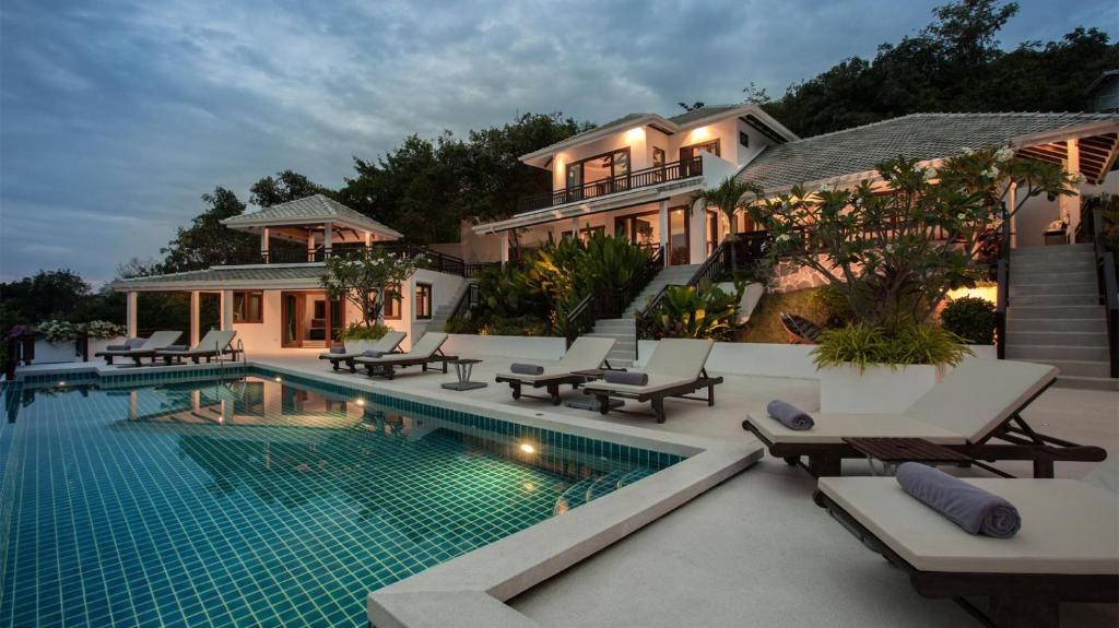 Hedonistic The Secret Beach Villa- Beachfront on Koh Phangan photo 3