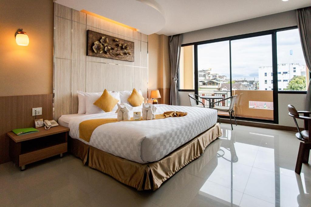 The Centris Hotel Phatthalung photo 2