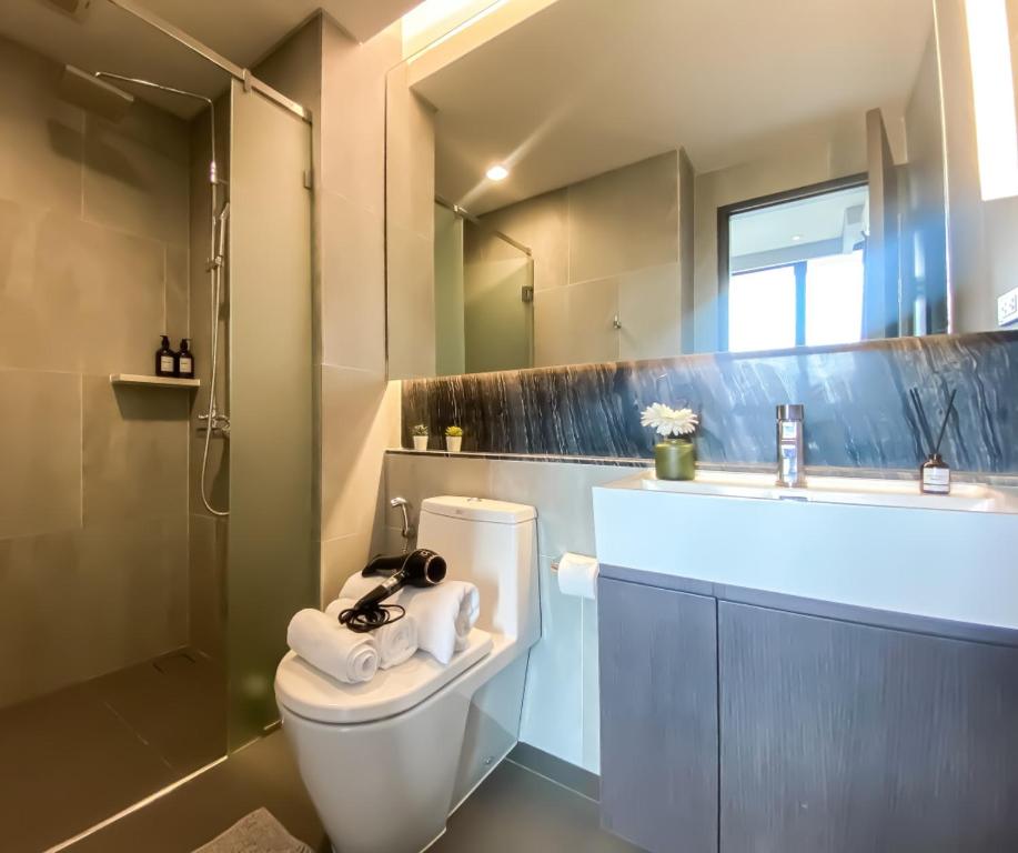 Stylish Riverview 1BR - Ultra Fast WiFi - Phrom Phong photo 3