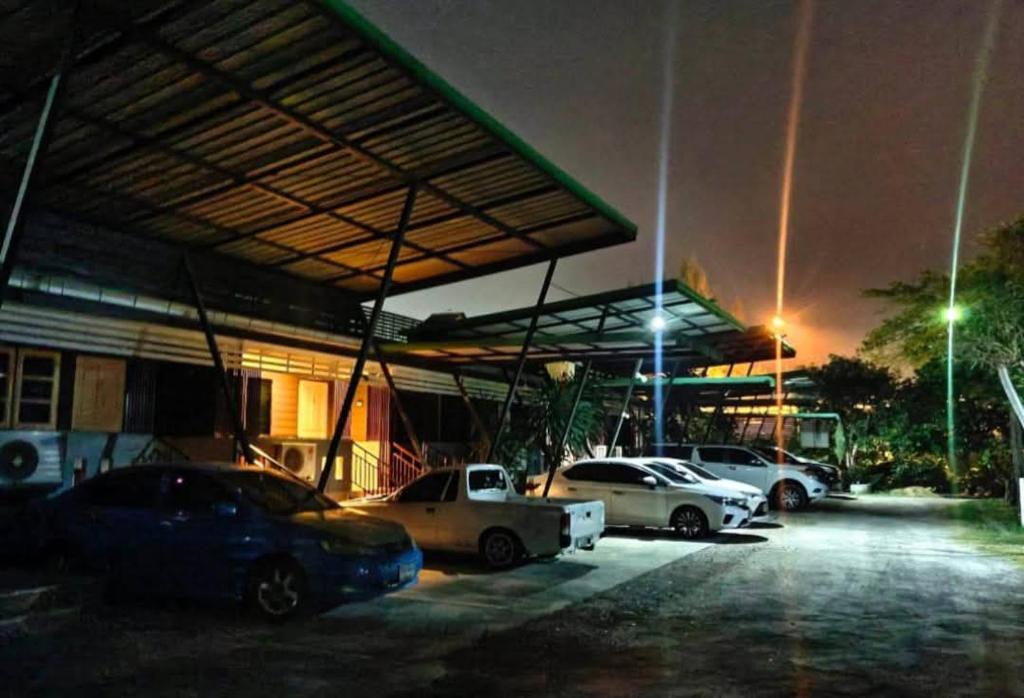 ธนพร รีสอร์ท โพธาราม photo 3