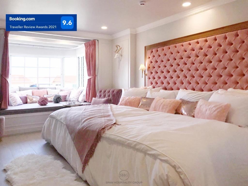 Stay in Style at Nimman R912 — photo 1