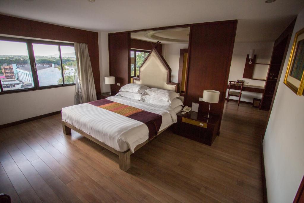 Seeharaj Hotel photo 2