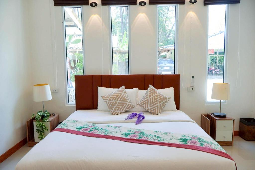 The Nanda Beach Resort photo 2