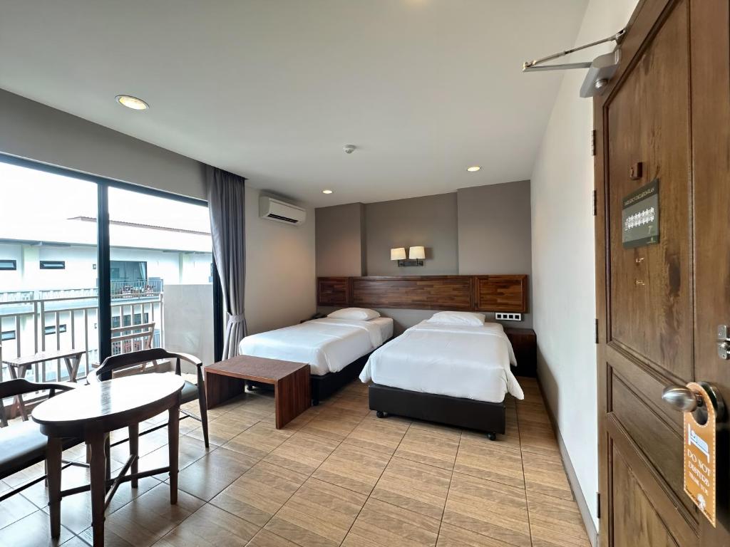 Mangrove Prestige Hotel photo 2