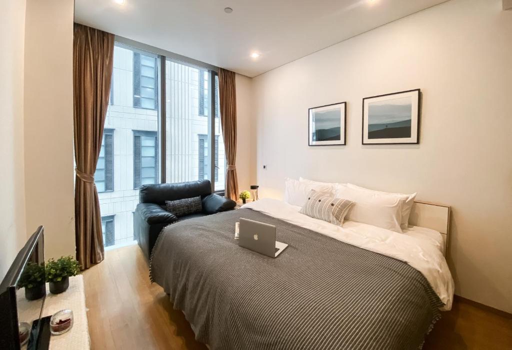 Transquil Residents 65 SQM - Ultra Fast Wifi - Silom photo 2
