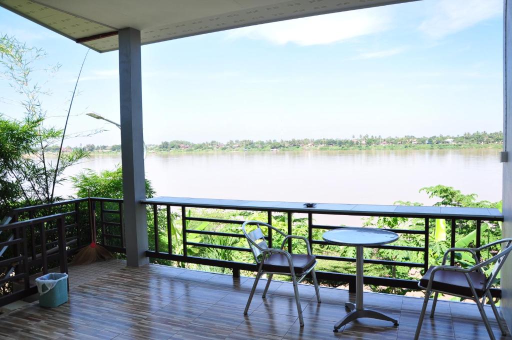 The Rim Riverside Guest House — photo 1