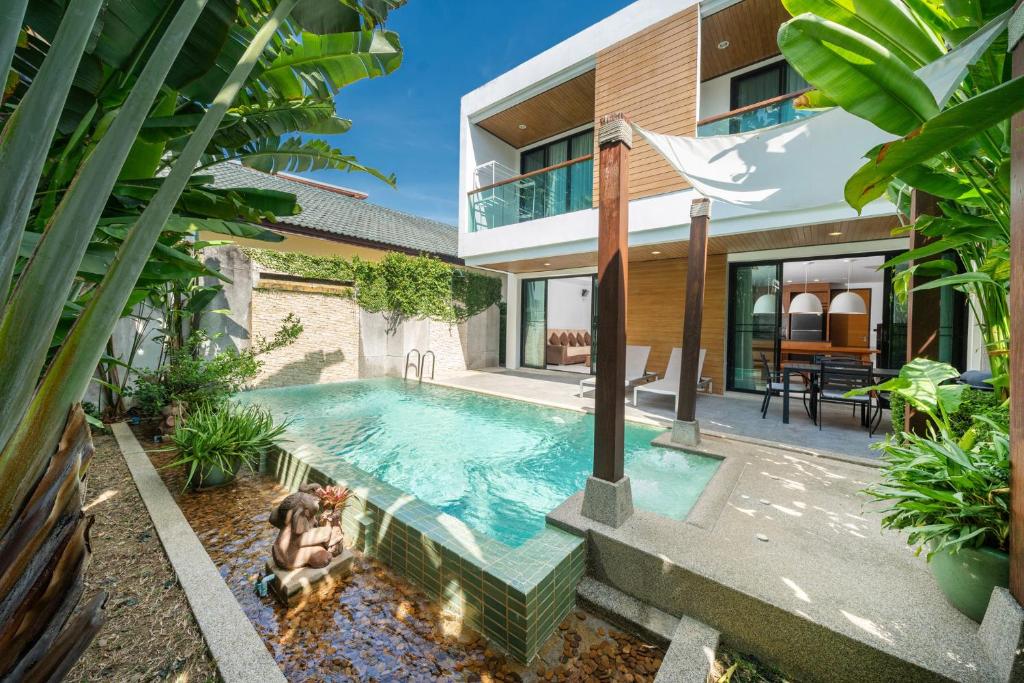 The fin villa rawai 2 bedroom photo 2
