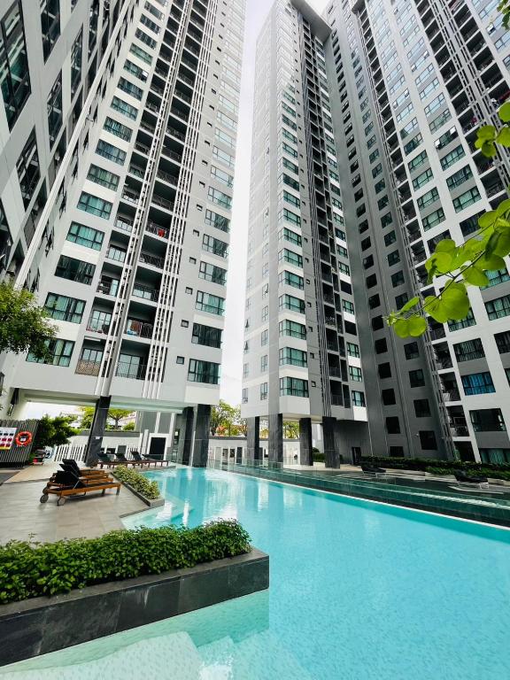 The base Central luxury by Numam photo 3