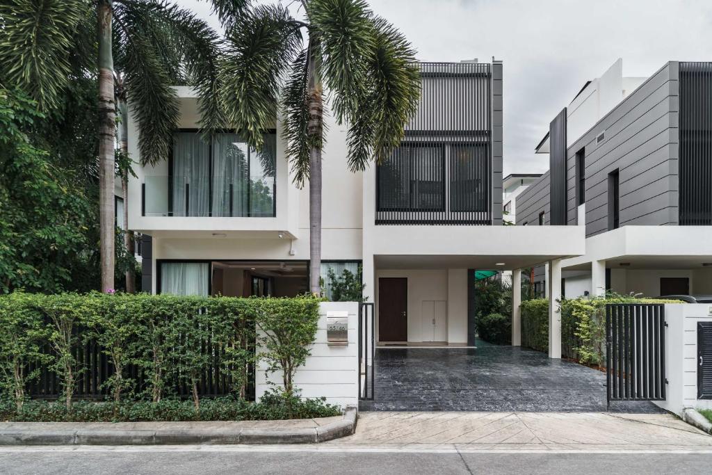 5bdr Pool Villa In Laguna Park #46 By Capital Pro — photo 1