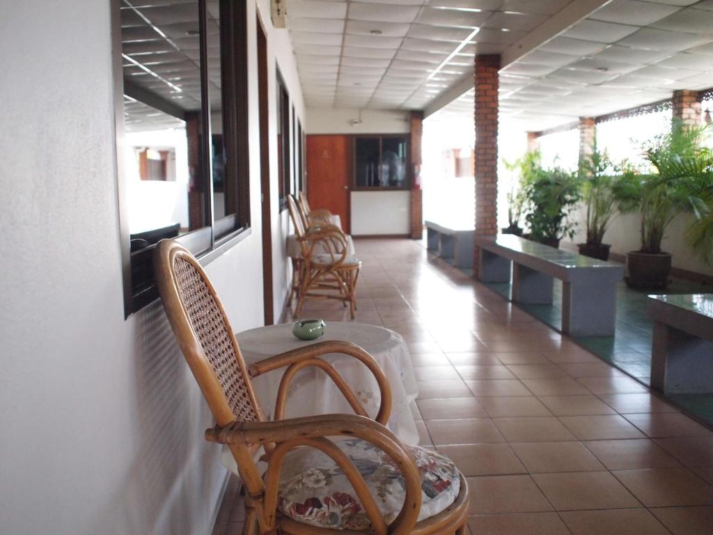 Roongruang Hotel photo 2
