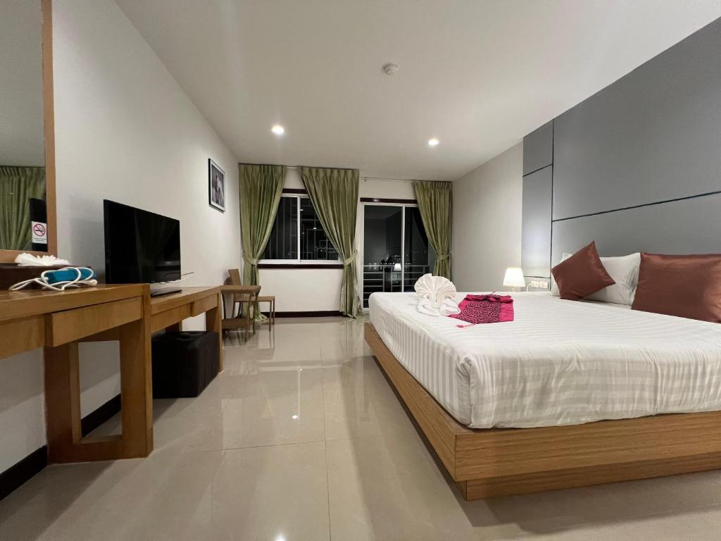 Zephyr Grand Hotel photo 3