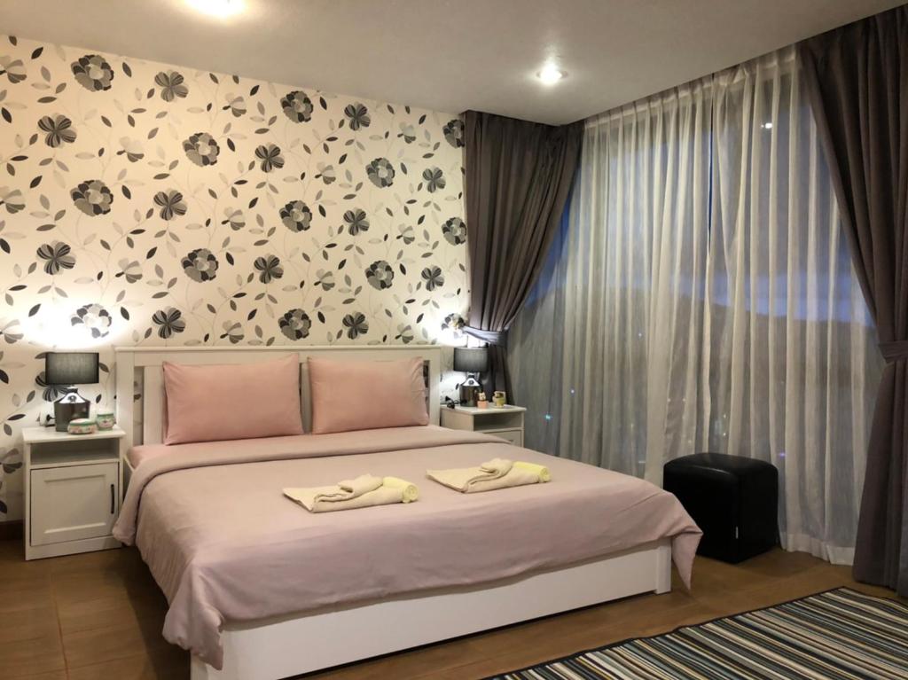 WOW Apartment at Unity Patong photo 2