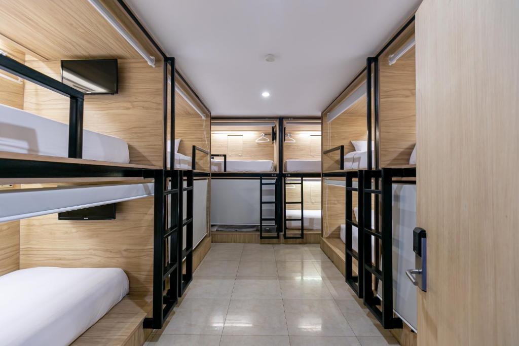 The Bedrooms Hostel Pattaya photo 3