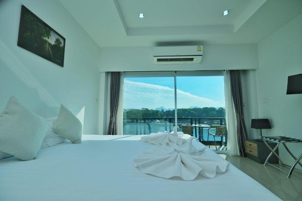 River Kwai View Hotel Kanchanaburi photo 2