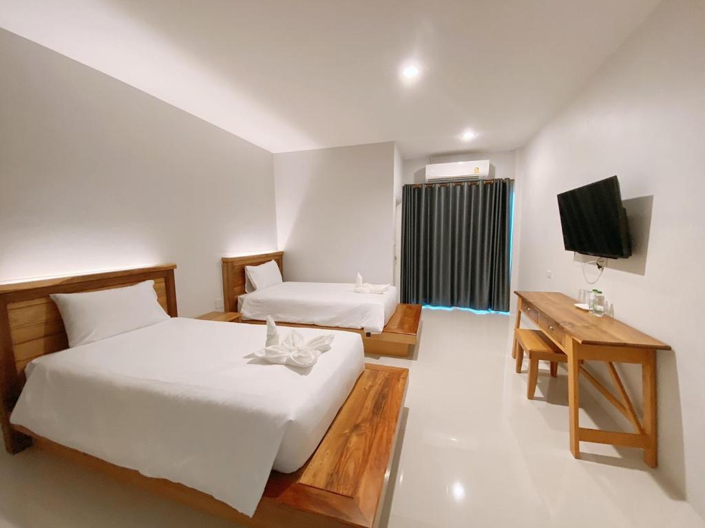 Greenish Hotel photo 2