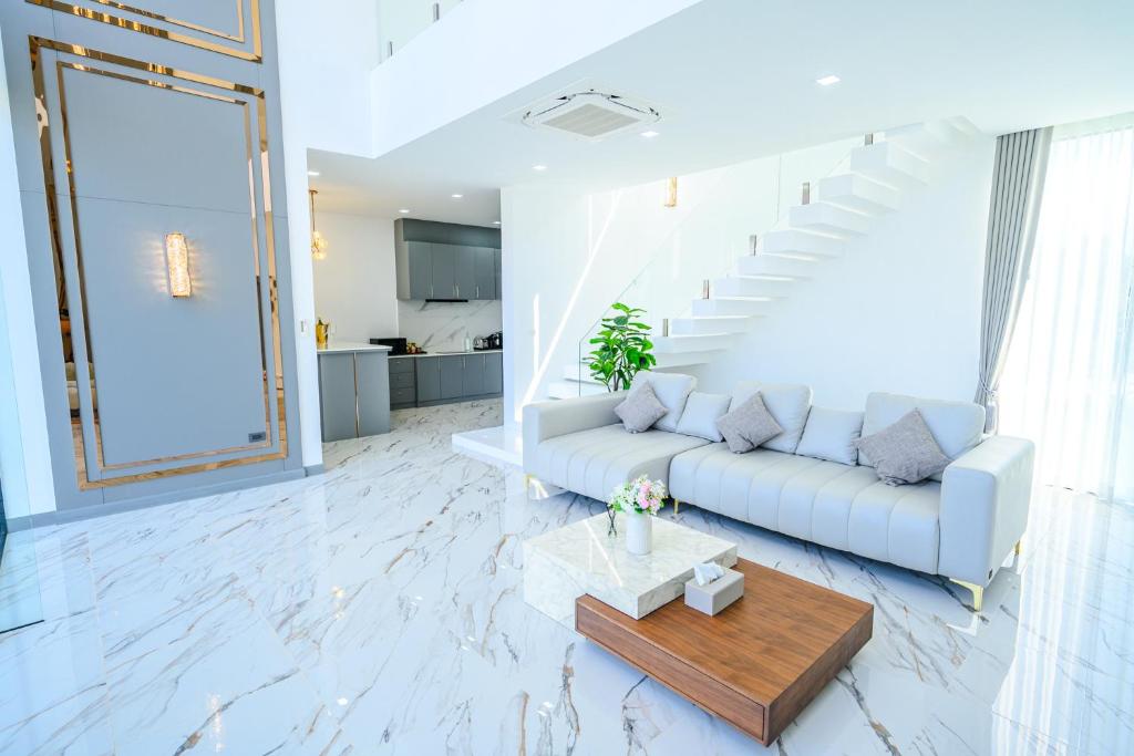 Sararin Luxury Villas photo 3