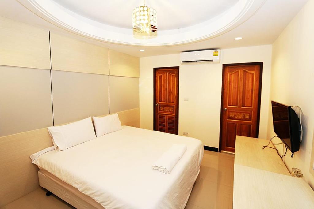 T3 Residence photo 3
