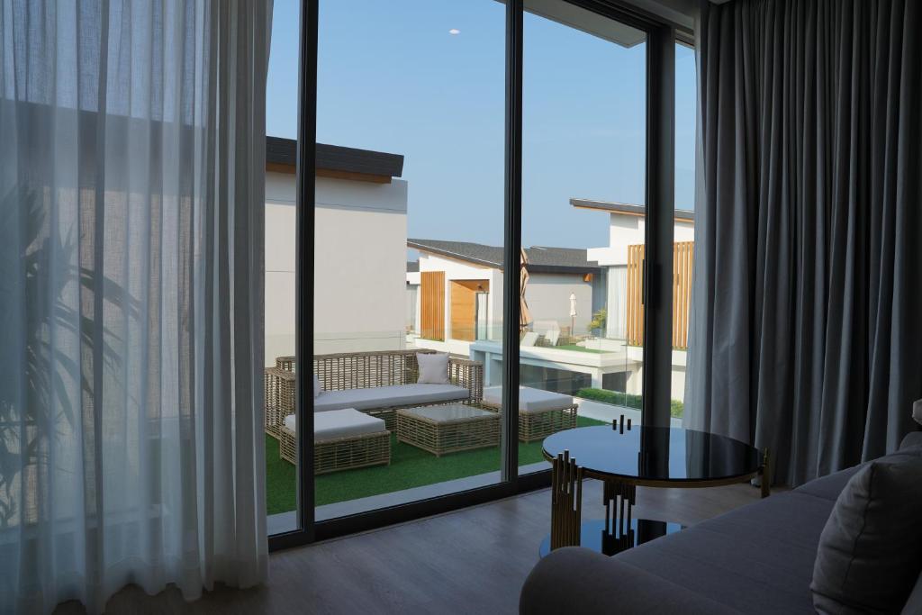 Zenithy Villas 3BD photo 2
