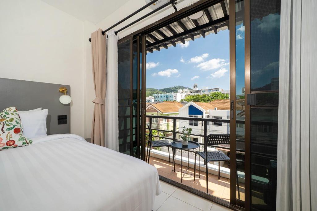 Wink Central 9 Patong Beach Phuket photo 2